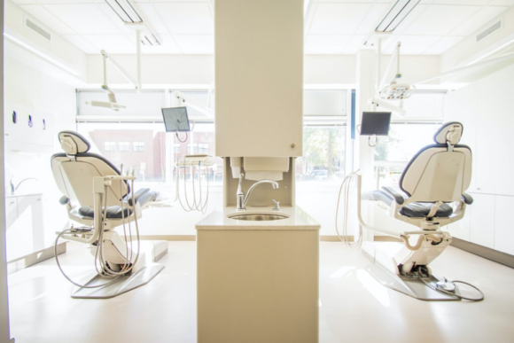Dentist/patient relations: Legal assessment of dental risks